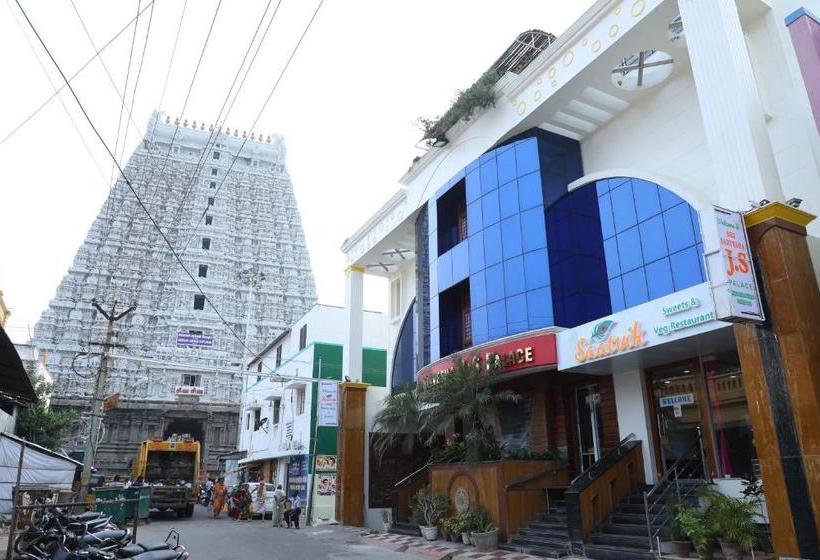 Hotel Sri Sarvesha Js Palace Temple View