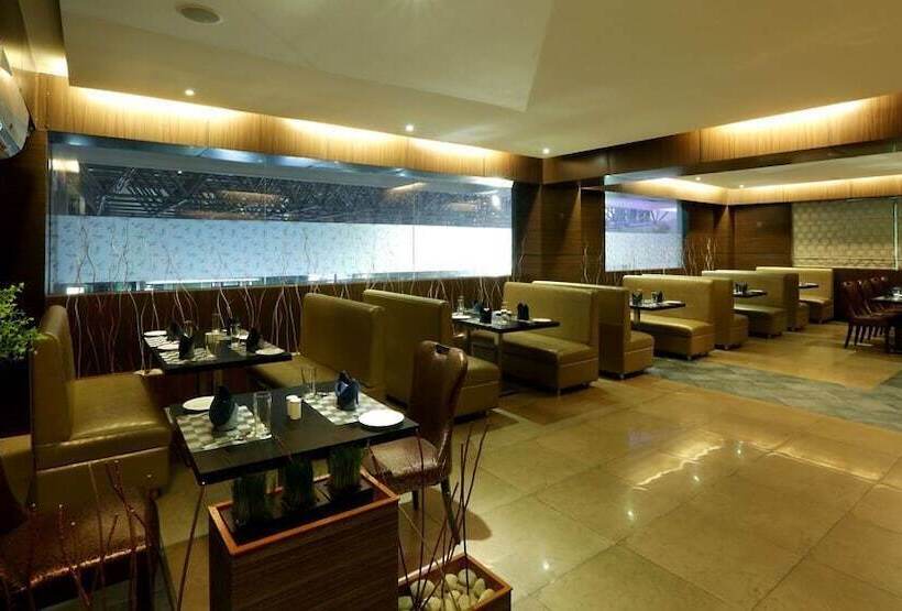 فندق The Contour