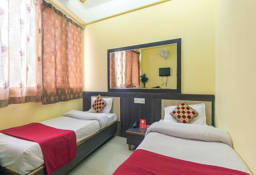 בית מלון כפרי Collection O Eden Residency