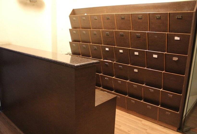 هتل The Grand Chandiram