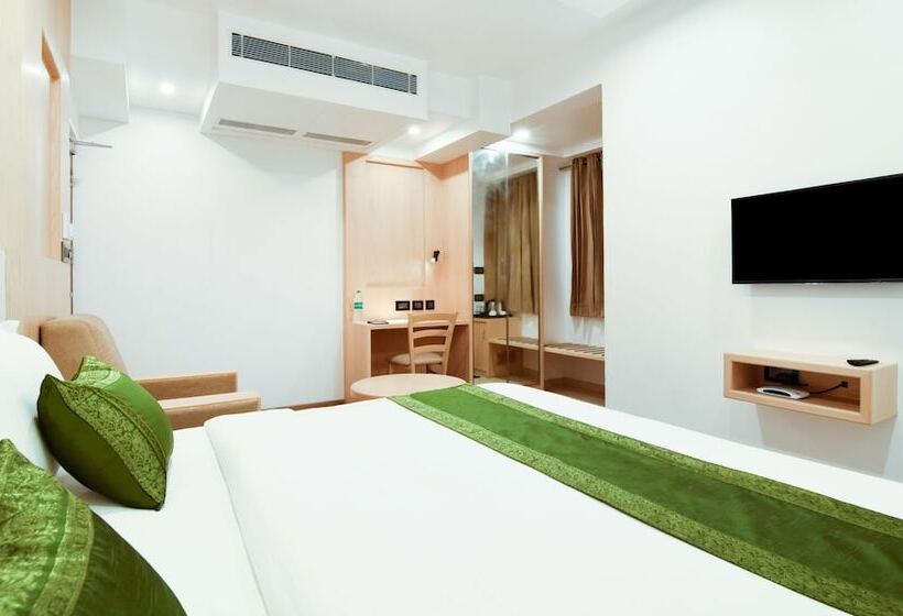 هتل Treebo Vinayak Inn