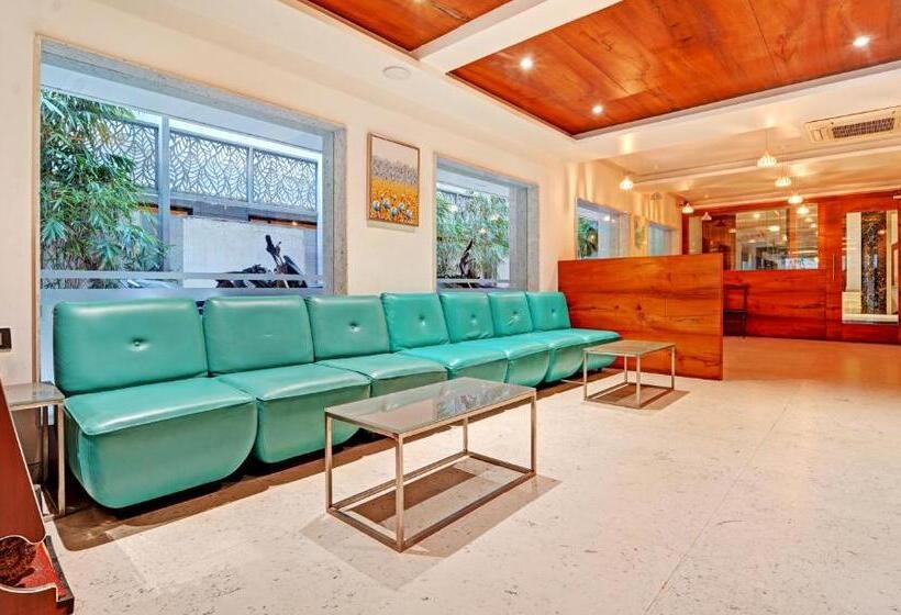 هتل Treebo Vinayak Inn