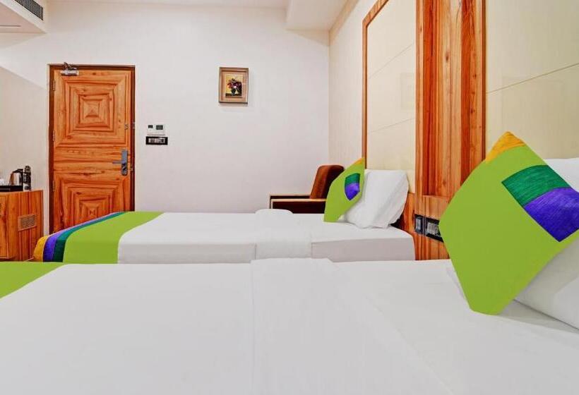 هتل Treebo Vinayak Inn