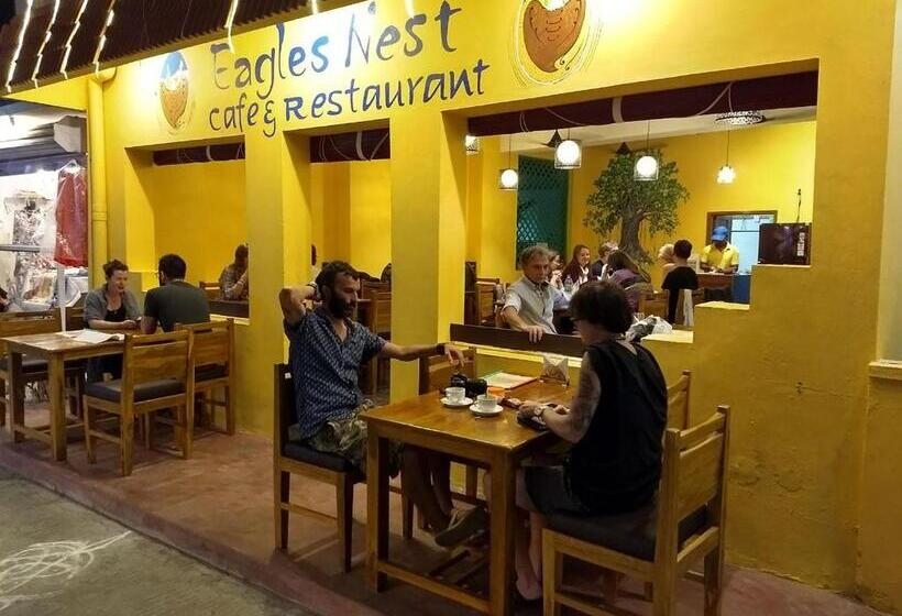 فندق Vinodhara Guesthouse