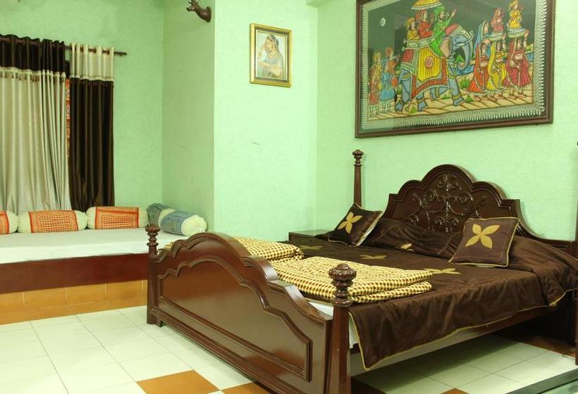 Mahal Rajwada Resort