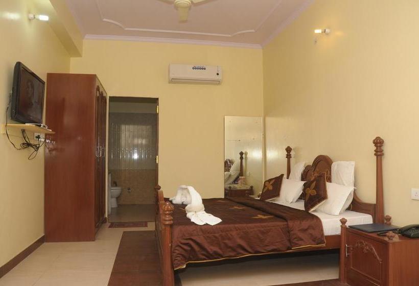 Mahal Rajwada Resort