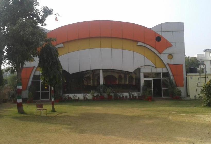 Mahal Rajwada Resort