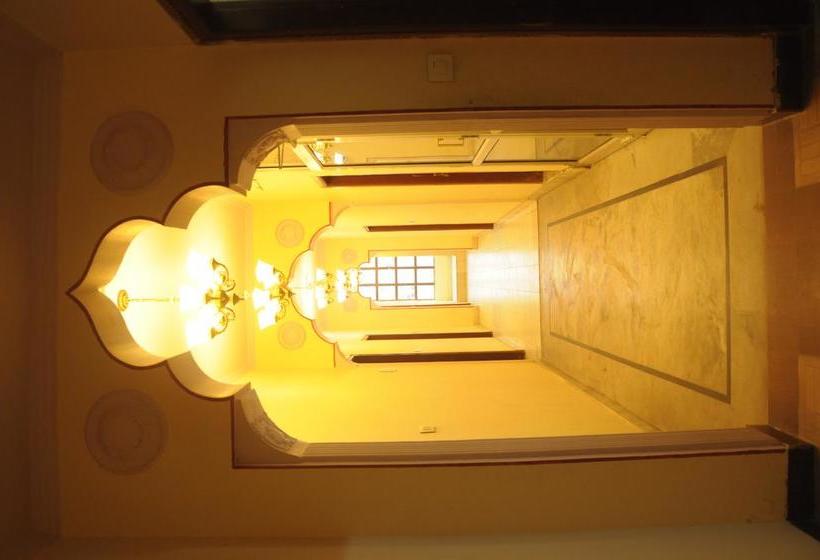 Mahal Rajwada Resort