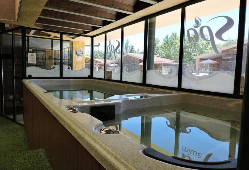 مُتل Hostal Bungalows Camping Cáceres