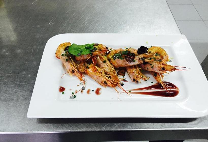 مُتل Hostal Bungalows Camping Cáceres