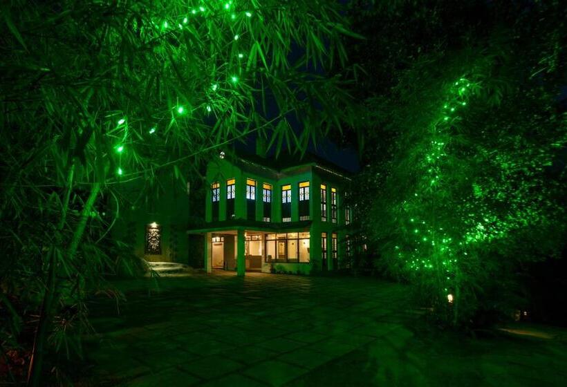 Nexstay Lakkidi Village Resort