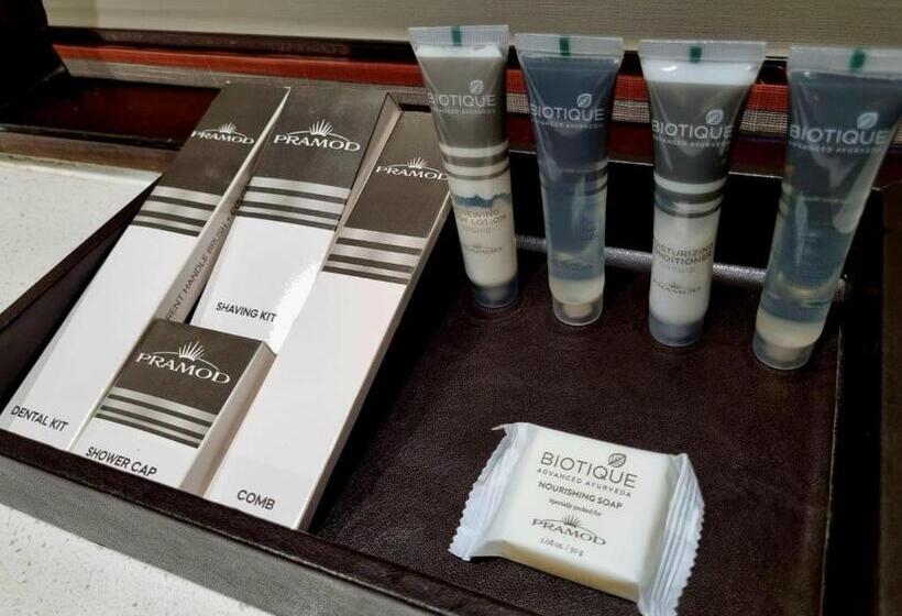 Pramod Convention & Club Resort