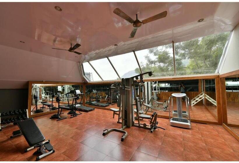 استراحتگاه Chandys Windy Woods Munnar