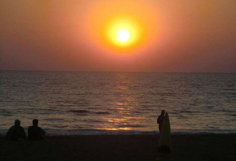 منتجع Ducknchill Agonda