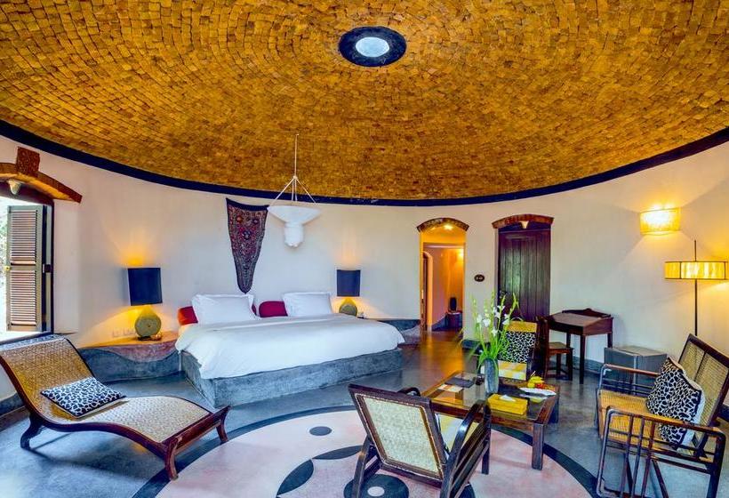 استراحتگاه Nilaya Hermitage