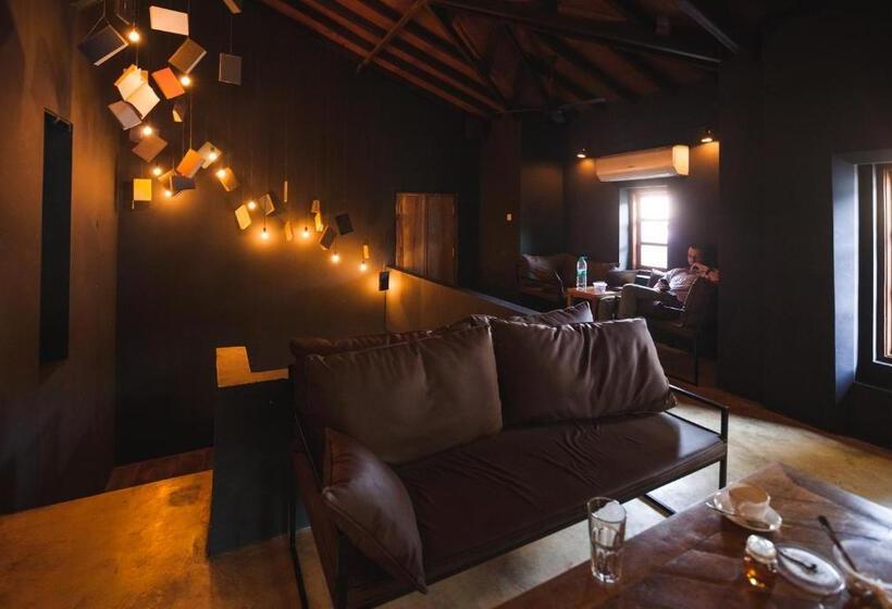 The Old Quarter Hostel