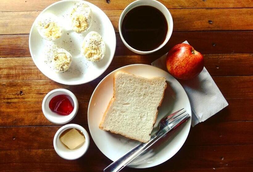 The Old Quarter Hostel