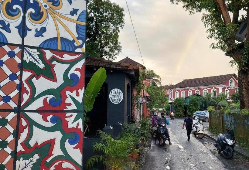 The Old Quarter Hostel