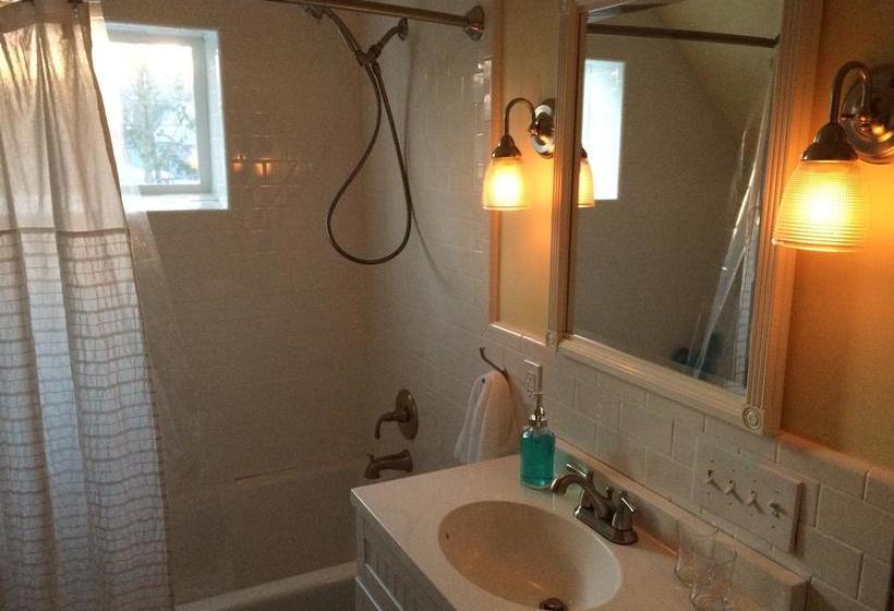 Aberdeen Stone Cottage B&b