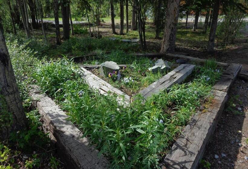 Antler's Rest Bed And Breakfast