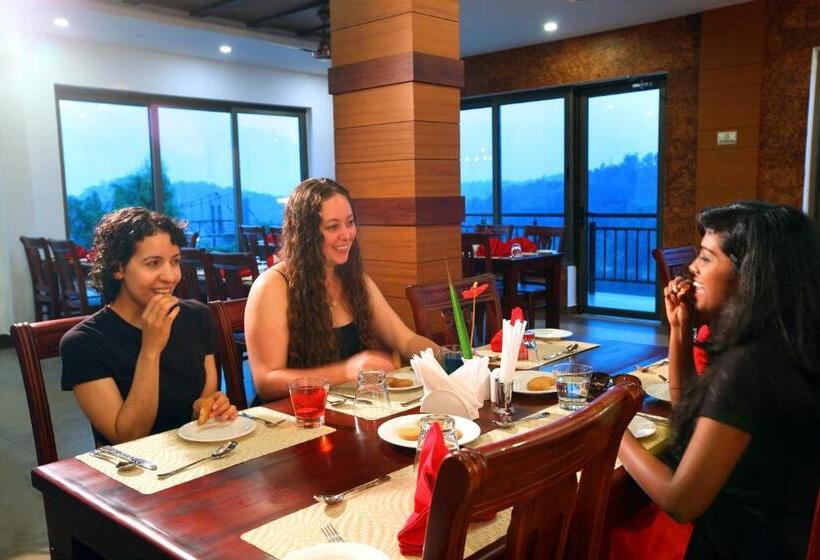 Arayal Resort A Unit Of Sharoy Resort