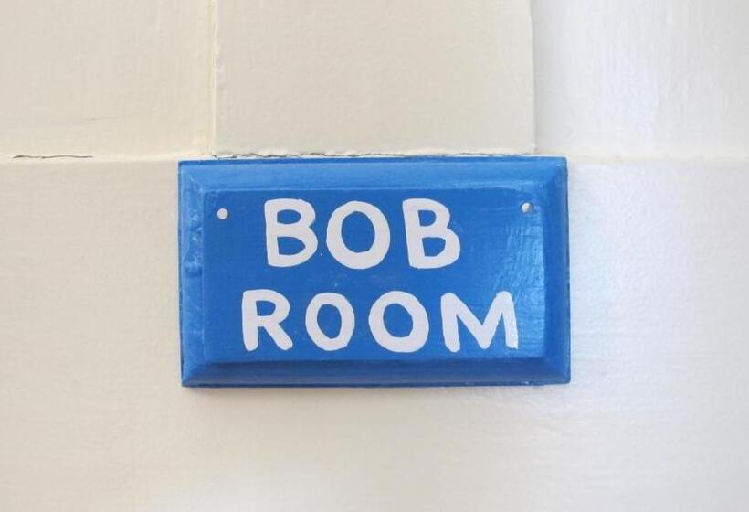 مبيت وإفطار Clark Currier Inn