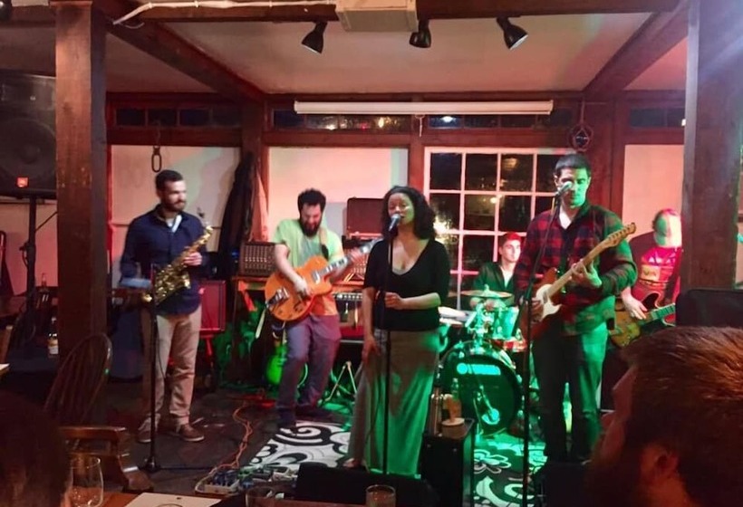 住宿加早餐 Copper Swan