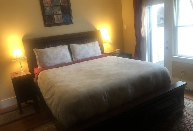 Glen Morey Country House B & B Inn