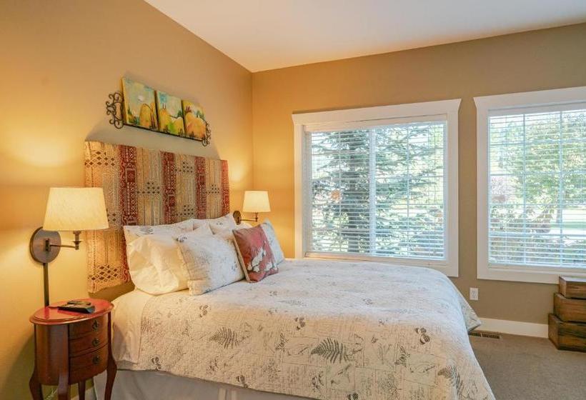 Bed and Breakfast Granite Hills Inn