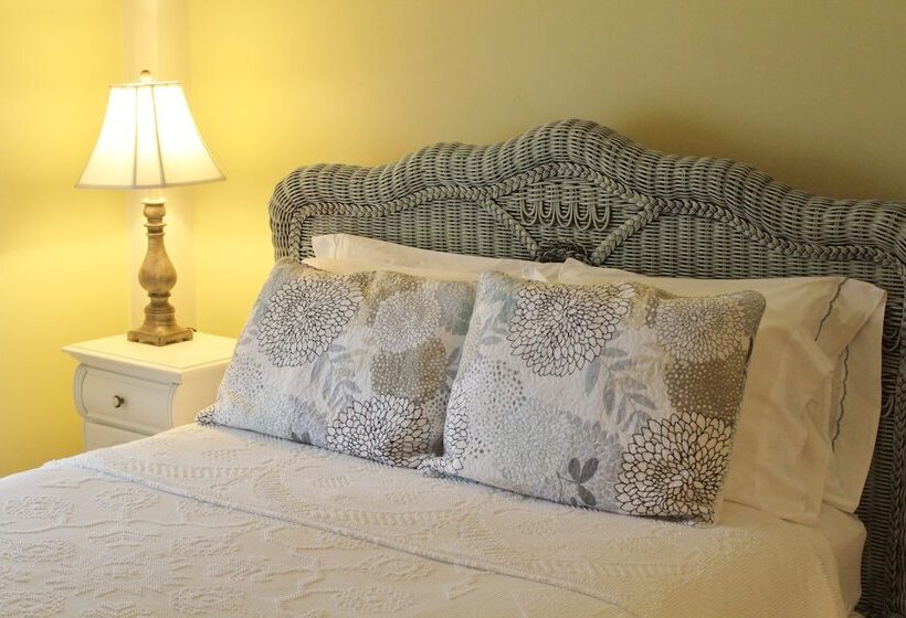 مبيت وإفطار King Hill Inn & Kitchen