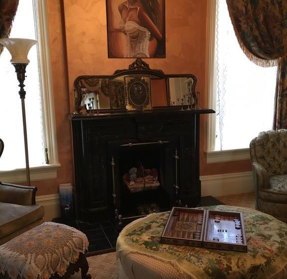 مبيت وإفطار Nicki Lee Mansion