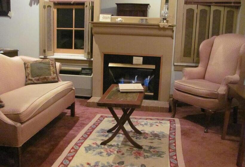 تختخواب و صبحانه Oak Valley Inn And Suites