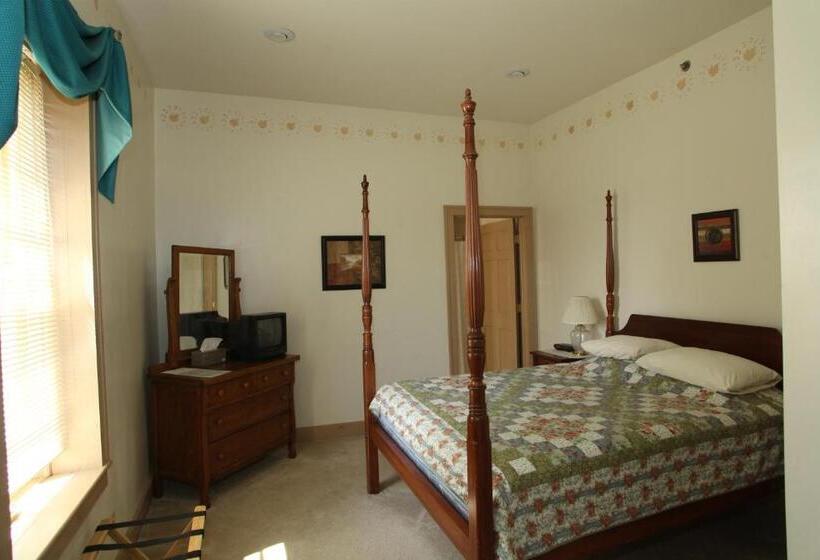 تختخواب و صبحانه Oak Valley Inn And Suites