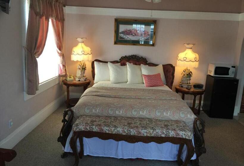 住宿加早餐  Shorelight Inn