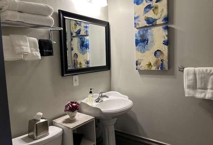 住宿加早餐  Stone Gables Inn