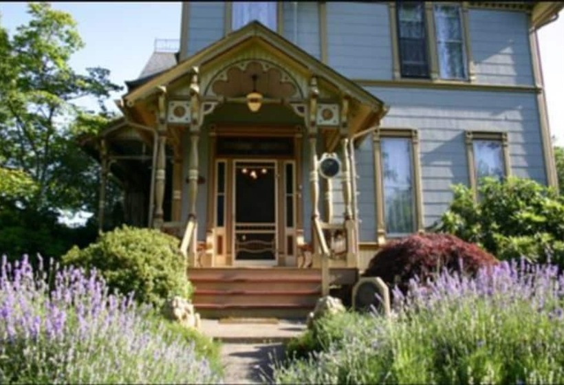 مبيت وإفطار Swantown Inn