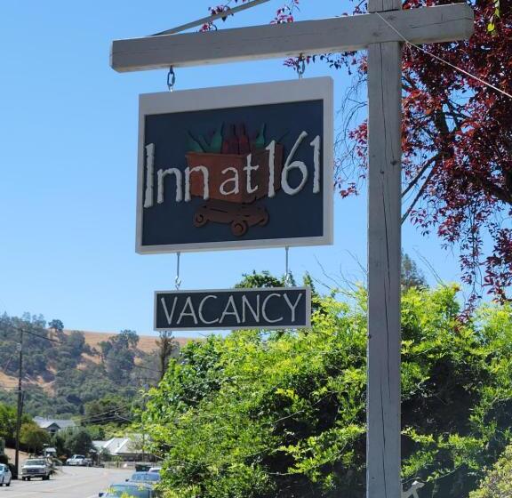 Bed and Breakfast The Inn At 161