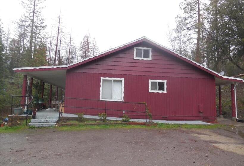 مبيت وإفطار Yosemite Paradise Inn