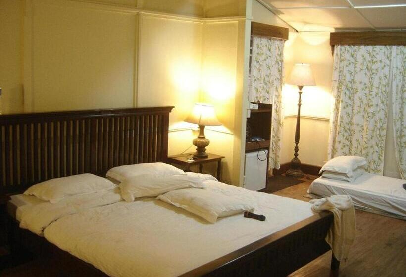 Cafe Shillong Bed And Breakfast