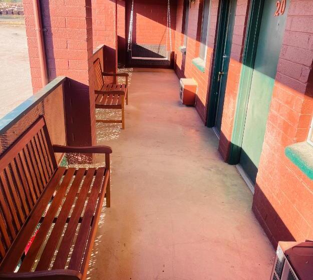 Canyon S Edge Route 66 Motel