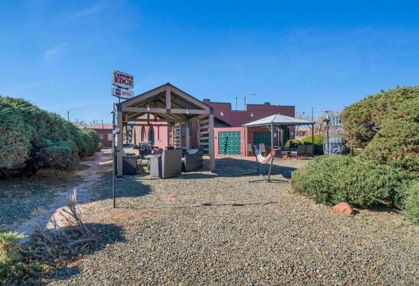 Canyon S Edge Route 66 Motel