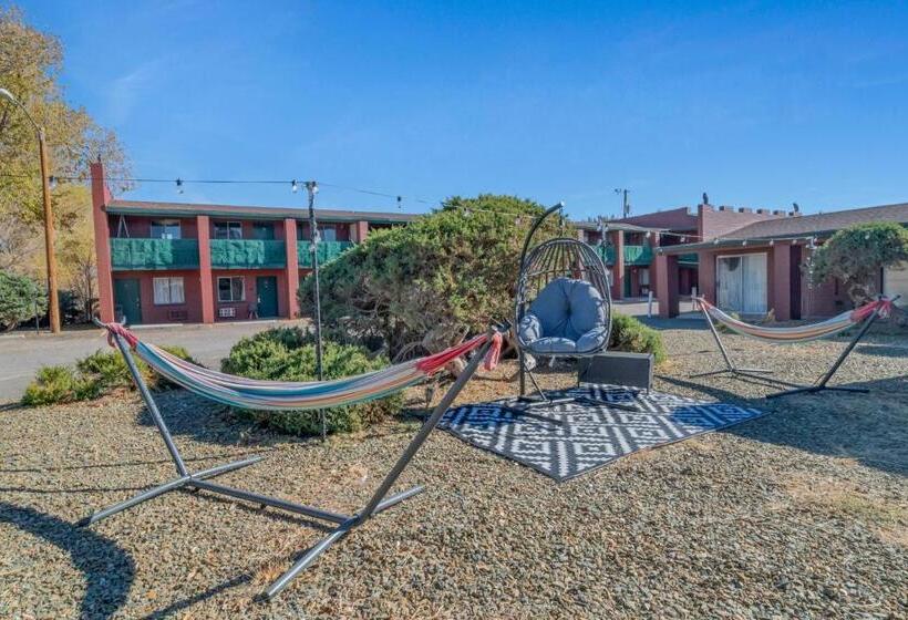 Canyon S Edge Route 66 Motel