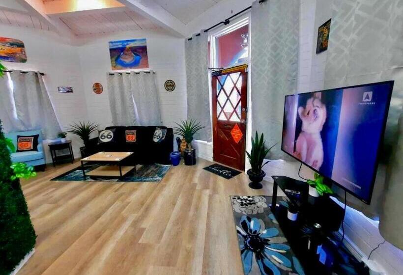 Canyon S Edge Route 66 Motel