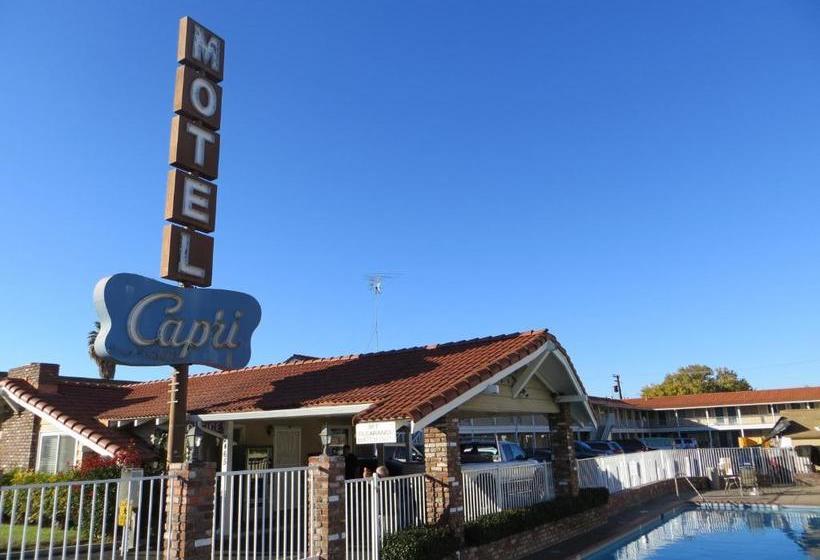 Capri Motel