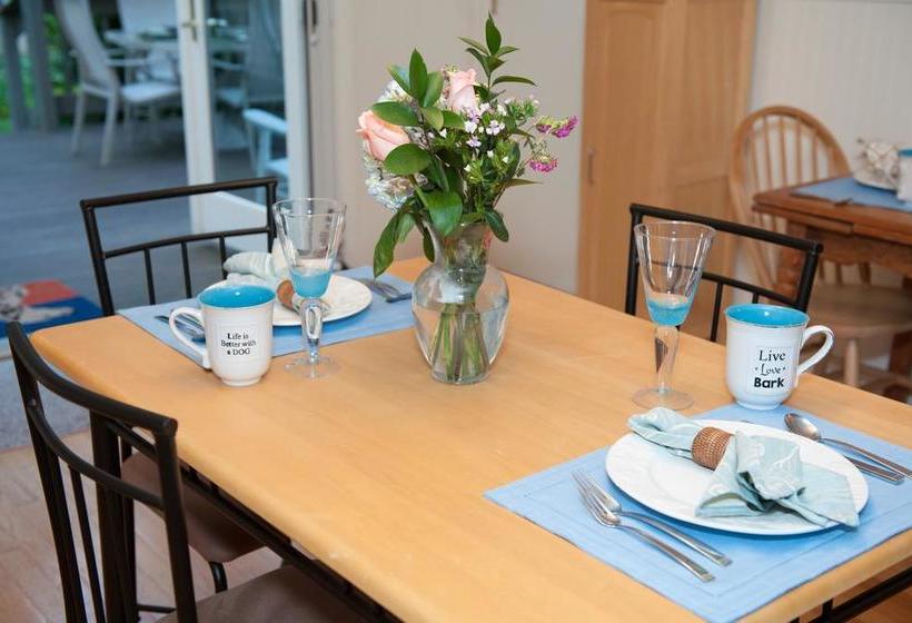 Cranberry Manor Bed And Breakfast Cape Cod