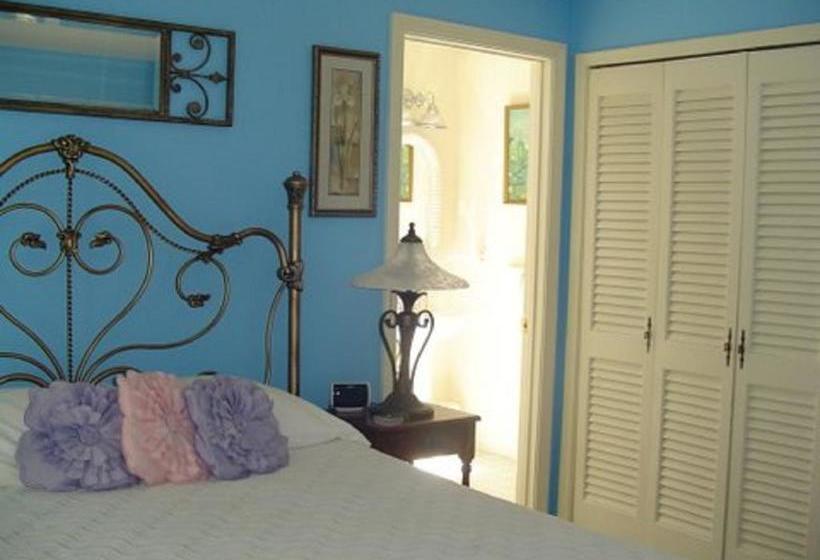 Cranberry Manor Bed And Breakfast Cape Cod