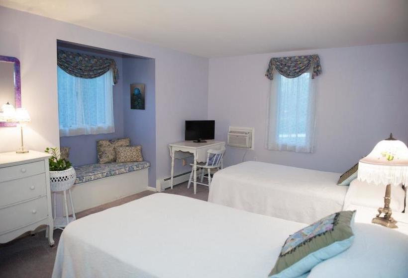 Cranberry Manor Bed And Breakfast Cape Cod