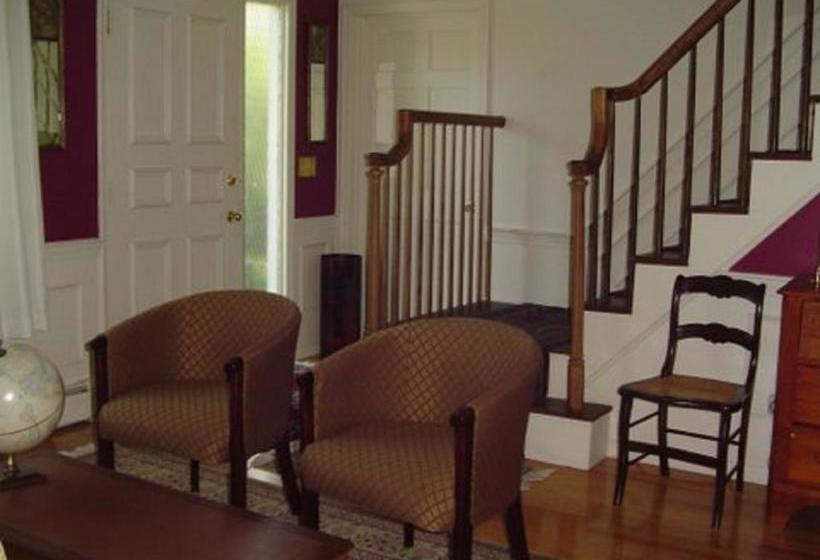 Cranberry Manor Bed And Breakfast Cape Cod