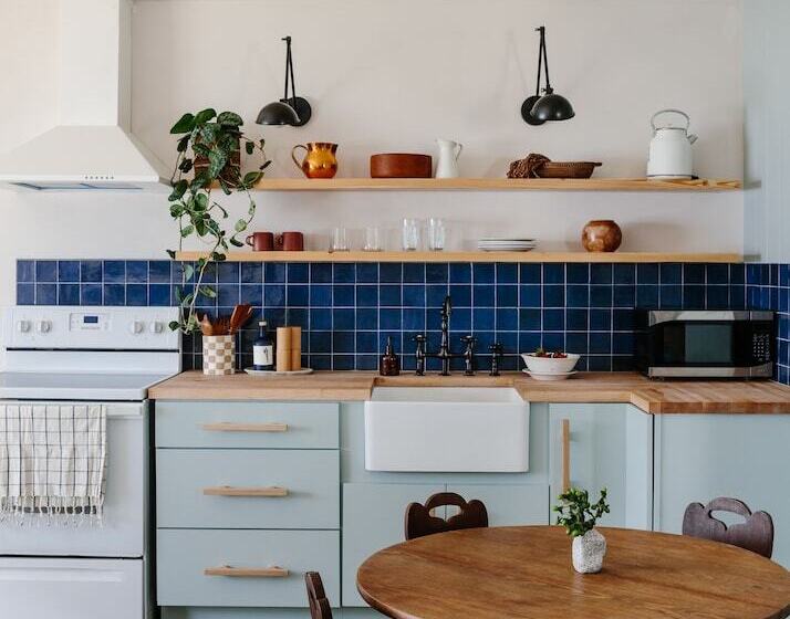 Daunts Albatross Motel