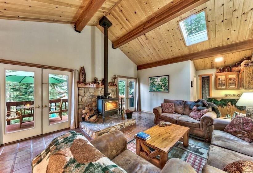 צימר Donner Lake Inn